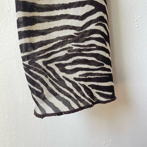 Early 00’s Zebra sheer blouse Small - Picture 7 of 7